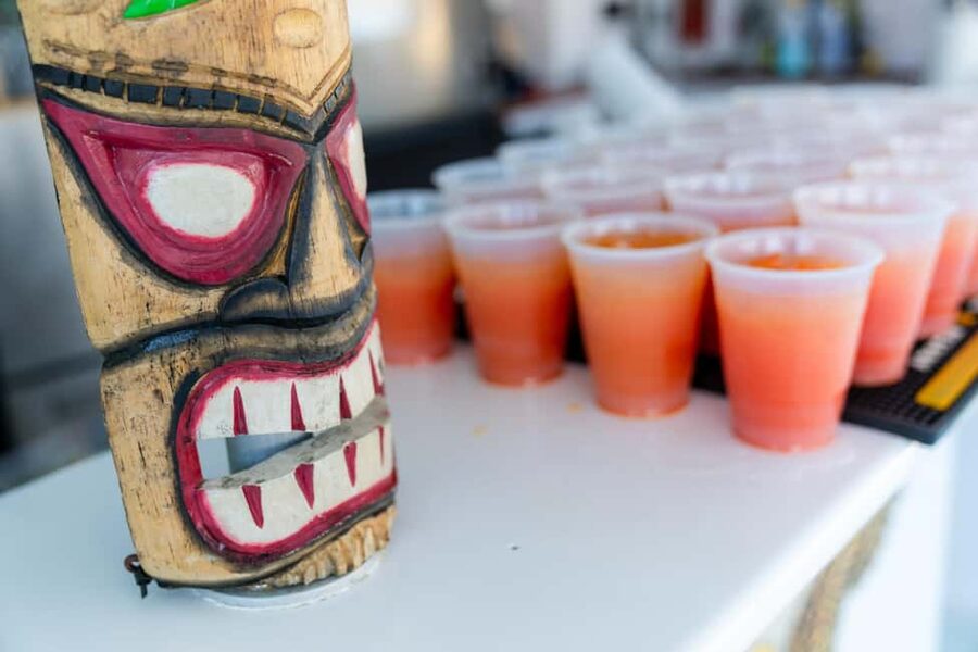 Key West Signature Sunset Cruise with Open Bar, Food & Music - Crew, Comfort, and Small Details