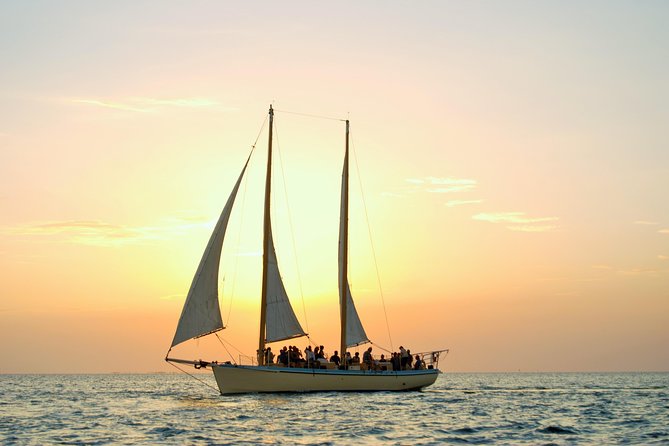 Key West Small-Group Sunset Sail with Wine and Hors d'oeuvres - Key points at a glance