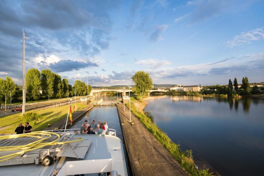 Koblenz: Panoramic Cruise on Moselle River to Winningen - Seeing Father Rhine meet Mother Moselle