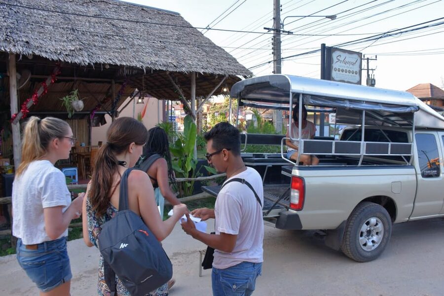 Koh Lanta: 4 Islands and Emerald Cave Tour by Longtail Boat - Why Emerald Cave makes this Koh Lanta boat trip special