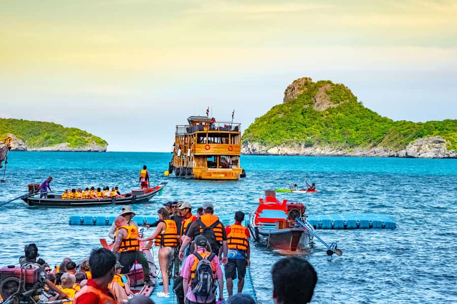 Koh Samui: Mu Ko Ang Thong Park Cruise with Kayaking Option - Beach time and the buffet lunch