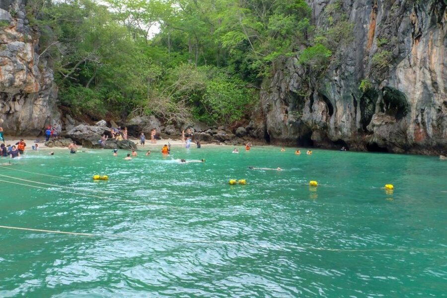 Krabi: Hong Islands Day Tour by Longtail Boat - Snorkeling around Lading Island