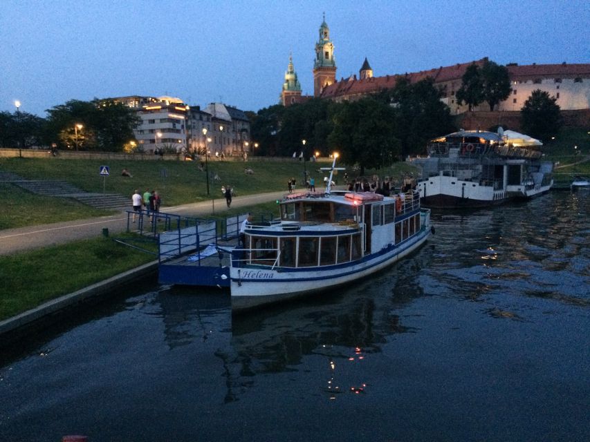 Krakow: Evening Cruise with a Glass of Wine - Music, commentary, and the mood onboard