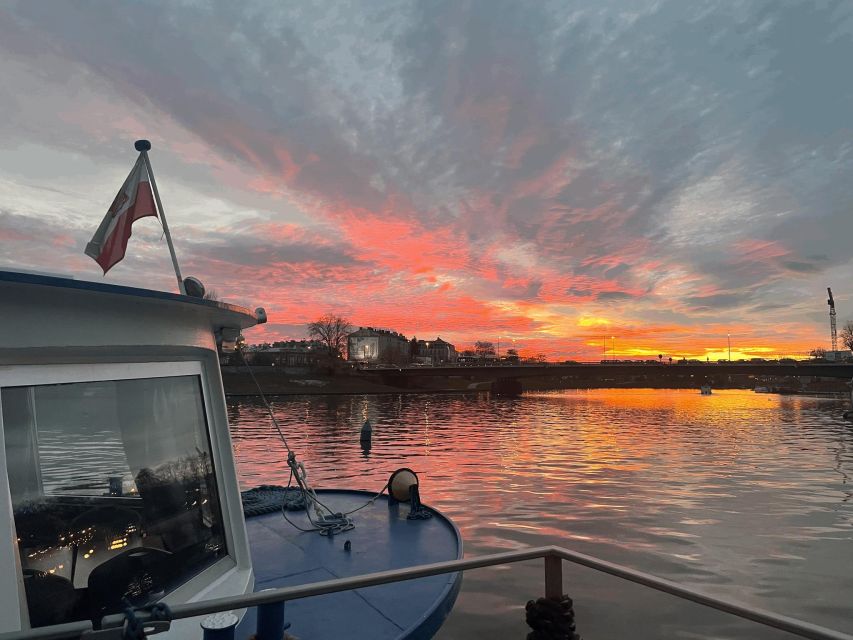 Krakow: Evening Cruise with a Glass of Wine - Is $38 a fair price?
