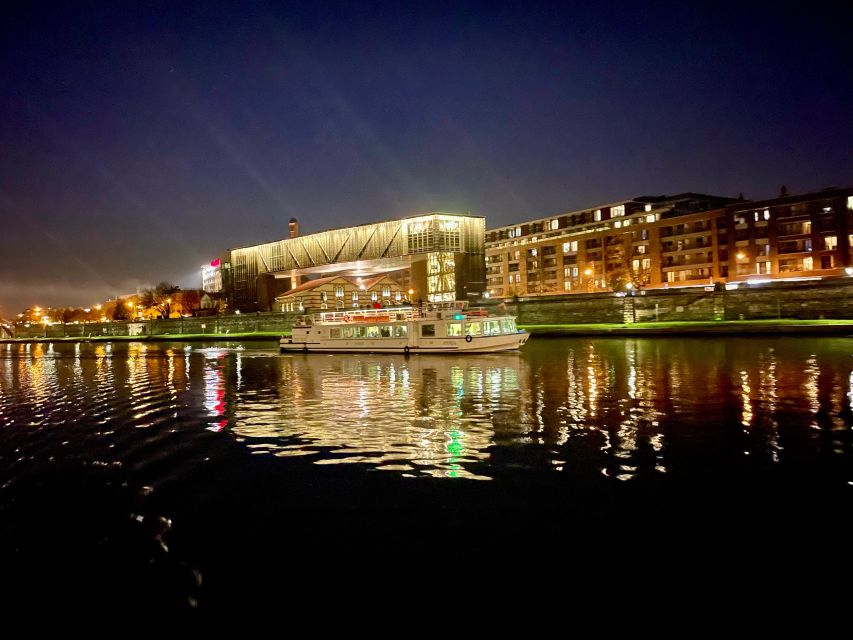 Kraków: Evening or Night River Cruise - Dąbie, Manggha, and the return toward Wawel