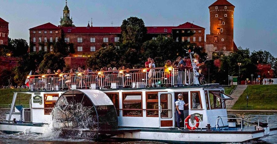 Krakow: Sightseeing Cruise by Vistula River - Key points to know before boarding