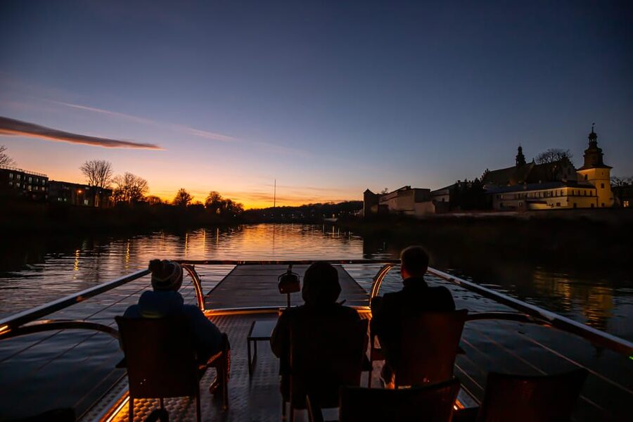 Krakow: Sightseeing Cruise on Vistula River with Audio Guide - Cricoteka and Saint Joseph’s Church
