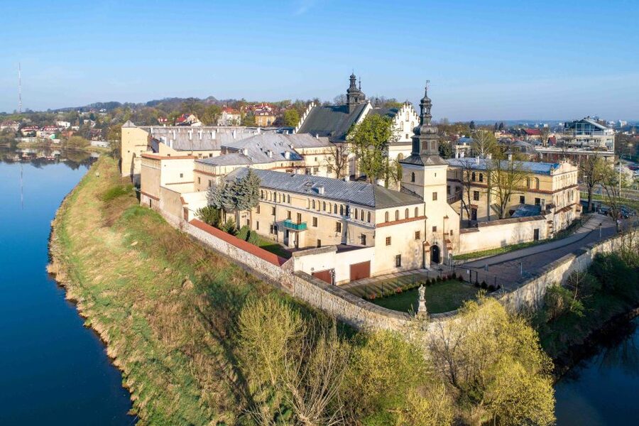 Krakow: Vistula River Cruise with Historical Views - Kazimierz and Podgórze from the water