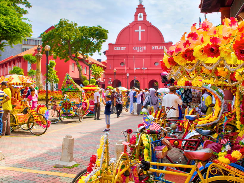 Kuala Lumpur: Malacca Day Trip with River Cruise and Lunch - Dutch Square and the city’s red-painted center