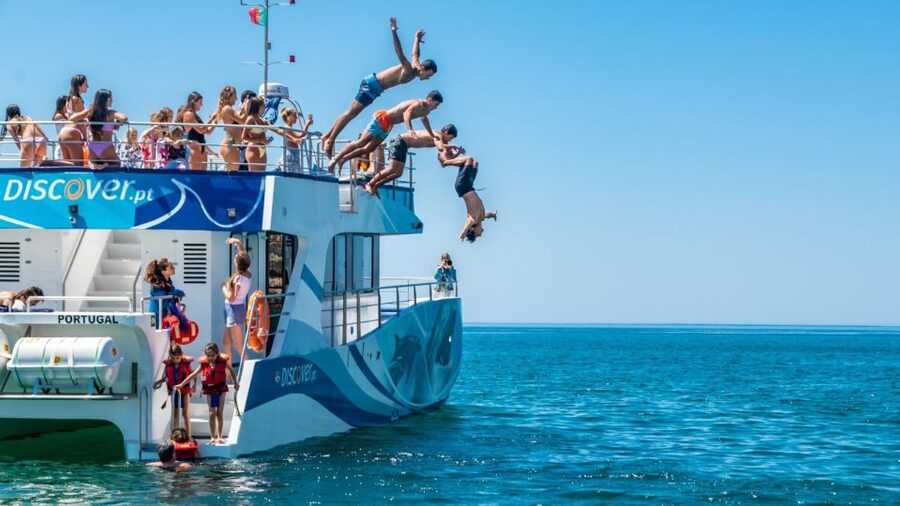 Lagos: Dolphins & Caves - Catamaran - Booking advice for Lagos