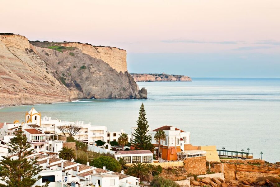 Lagos: Piedade Caves & Coastline - Catamaran - Who will enjoy this catamaran most