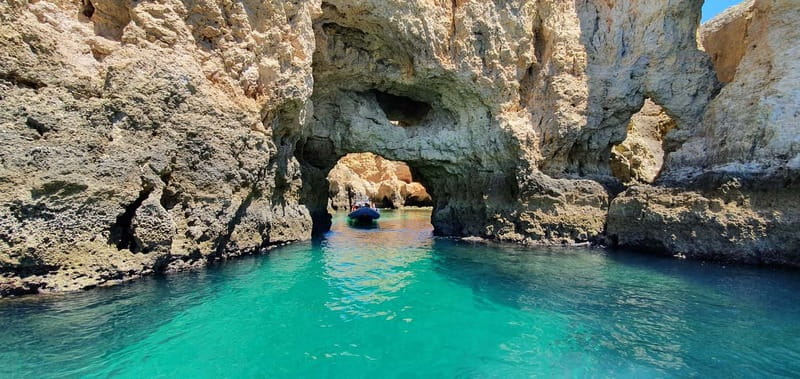 Lagos: Ponta da Piedade Caves Boat Tour - My call: book it if you want close views