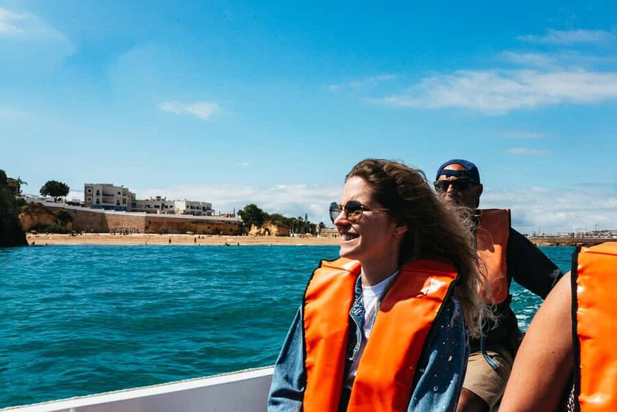 Lagos: Ponta da Piedade Coastline Boat Cruise - Praia do Camilo and the value of a water-level view