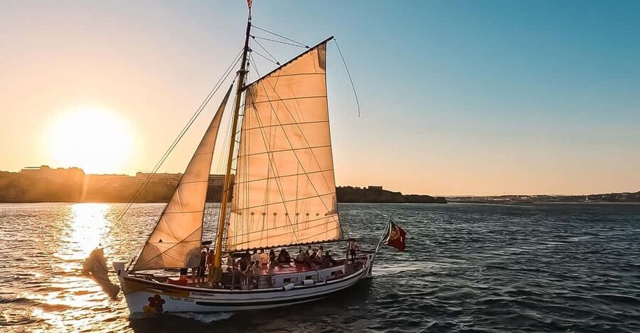 Lagos: Sunset Sail aboard a Traditional Boat with Prosecco - What the Traditional Boat Adds