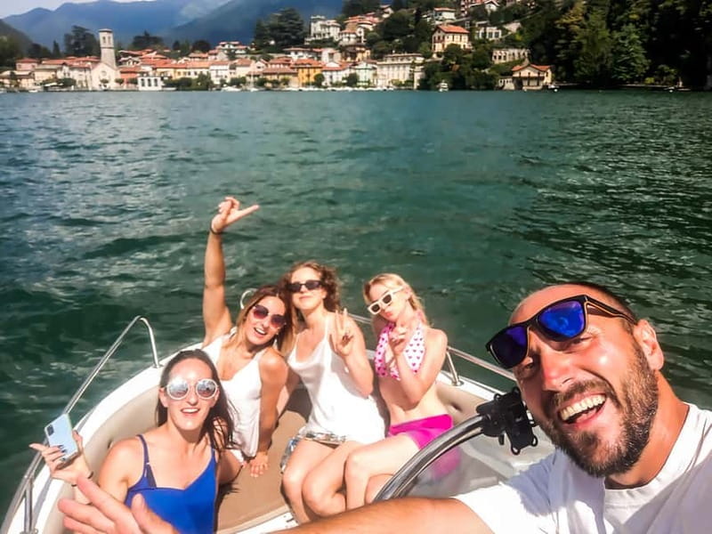 Lake Como: 2h Shared Boat Tour with Wine Tasting - Moltrasio, Villa Fontanelle, and Laglio