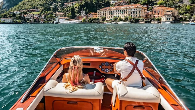 Lake Como: Classic Boat Private Tour - Key points to know before booking