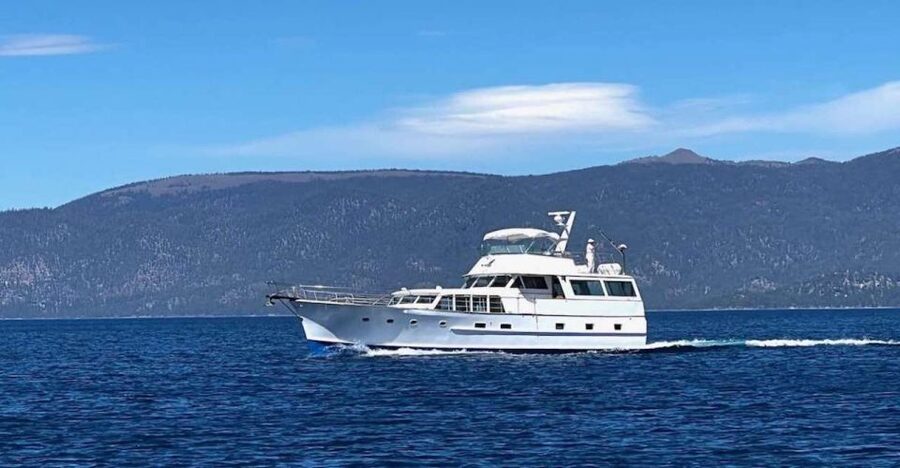 Lake Tahoe: Scenic Sunset Cruise with Drinks and Snacks - Crossing Lake Tahoe as the light changes