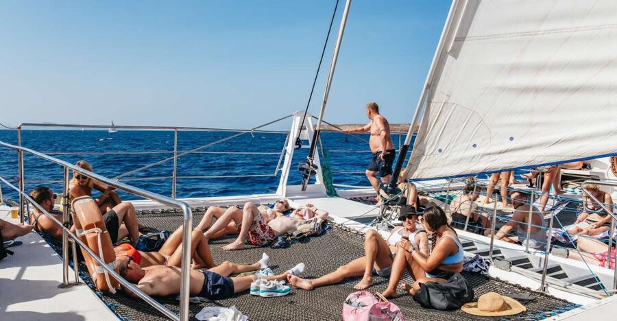 Lanzarote: Day Trip to the Papagayo Beaches by Catamaran - What makes the Costa de Papagayo stop special