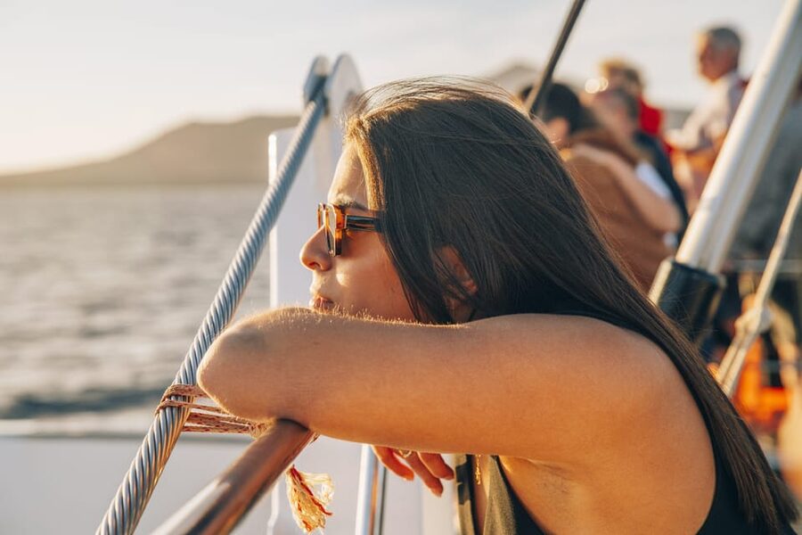 Lanzarote: Dolphin-Watching Sunset Cruise with Transfers - Who should book this cruise?