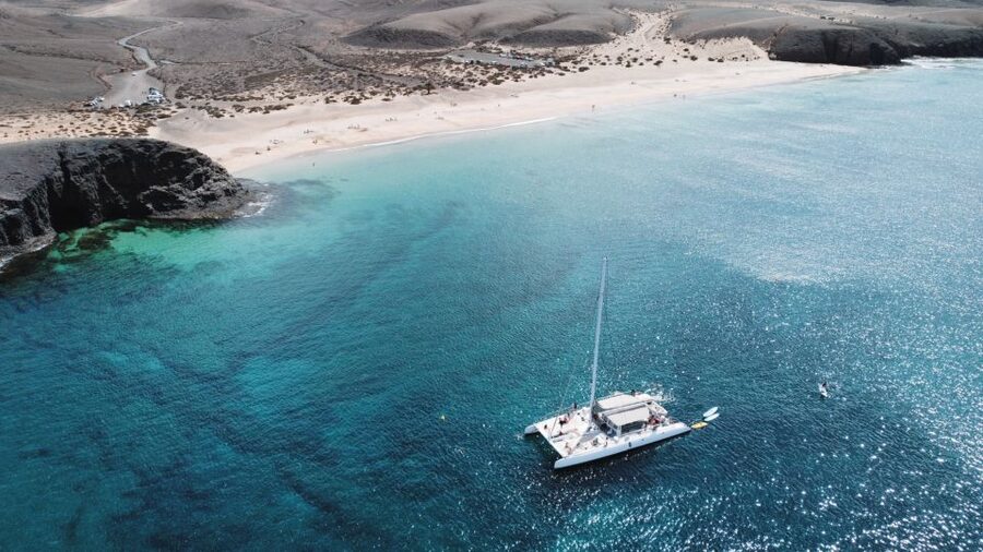Lanzarote: Luxury Sailing Excursions to Papagayo - The two-hour stop at Playa del Papagayo