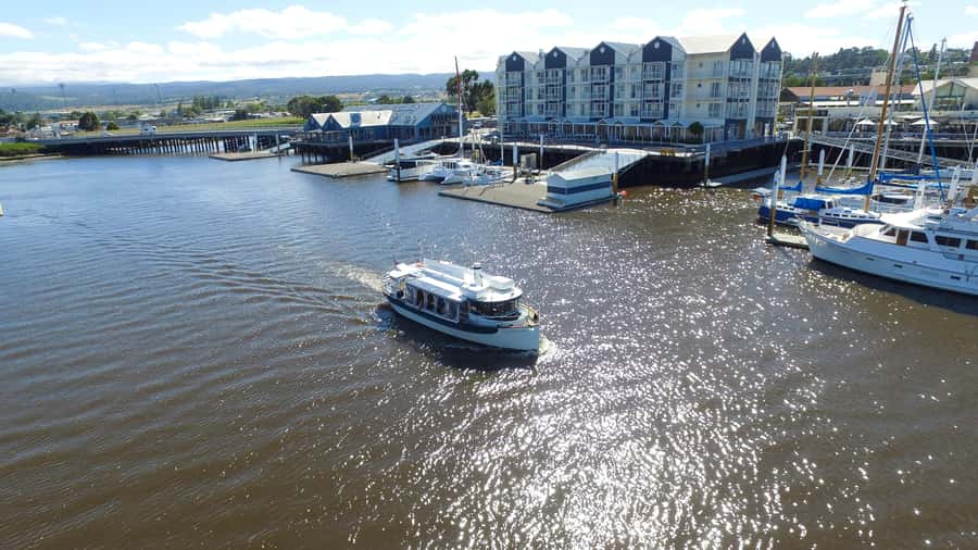 Launceston: 50-Minute Cataract Gorge Cruise - Commentary that gives the scenery a story