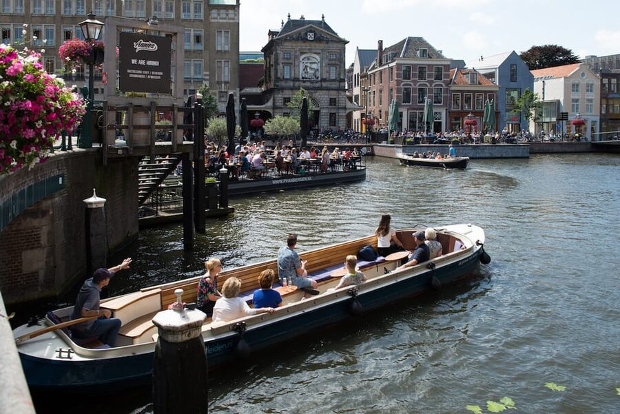Leiden: Guided City Canal Cruise - Is $15 good value?