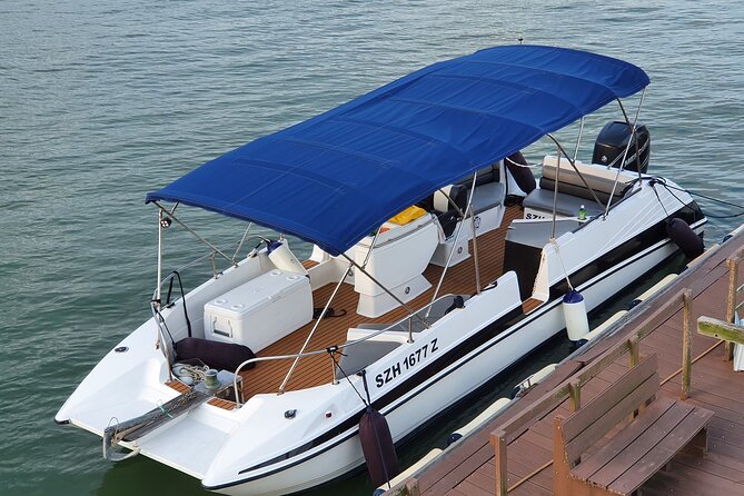 Let's Go Kelong Boat Tour at Pulau Ubin - Seeing how a kelong works