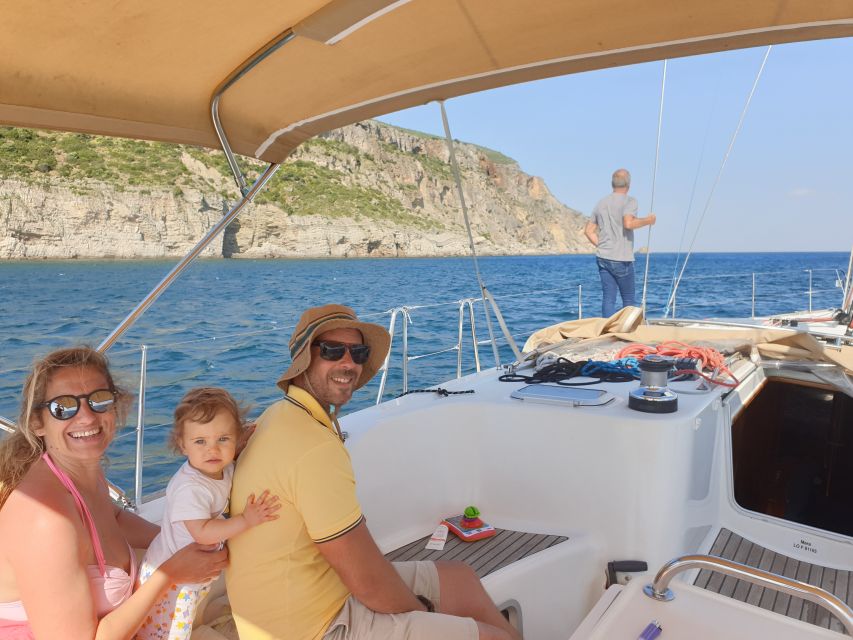 Lisbon: Champagne Sailing Tours - Christ the King across the water