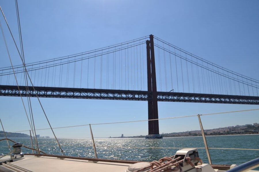 Lisbon: Champagne Sailing Tours - Why sunset timing can be worth it