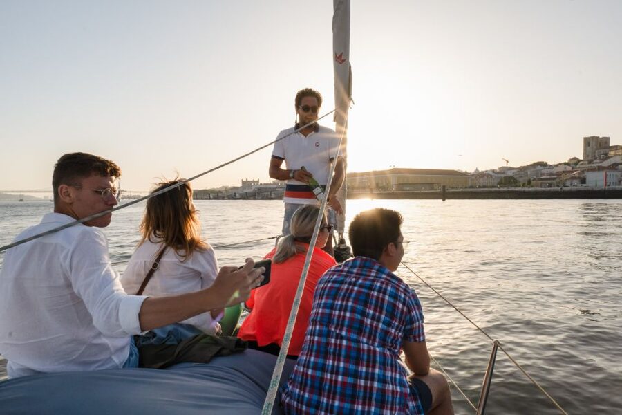 Lisbon: Daytime/Sunset/Night City Sailboat Tour with Drink - Setting out from Belém Gate 1