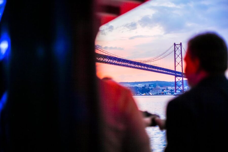 Lisbon: Disco Night Cruise with DJ and Open Bar - Why this boat party works in Lisbon