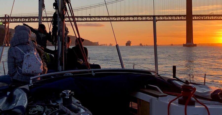 Lisbon: Enjoy a Sunset or Night Tagus River Sailboat Cruise - The 25 April Bridge and Christ the King