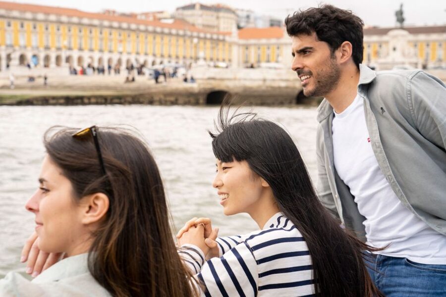 Lisbon: Helicopter Ride, Boat Trip, & Old Town Walking Tour - Should you book this Lisbon experience?