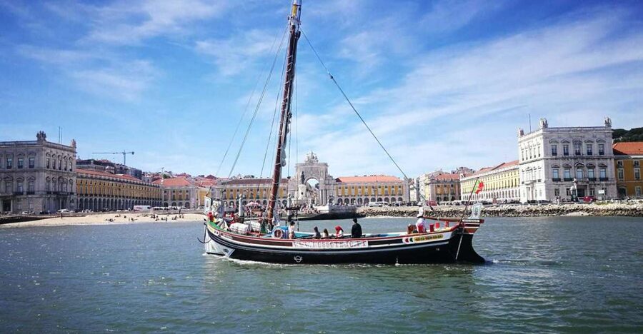 Lisbon: River Tagus Sightseeing Cruise in Traditional Vessel - Why this traditional boat makes the ride special