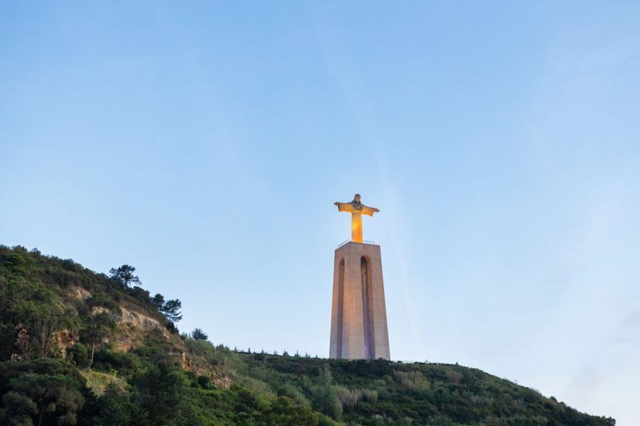 Lisbon: Sailing Tour on the Tagus River - What is included for $23