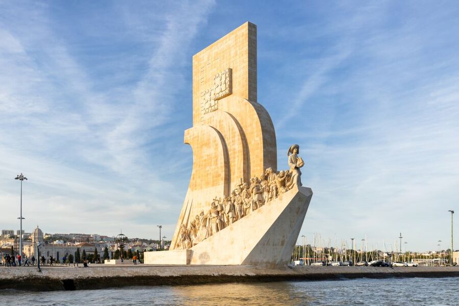 Lisbon: Sailing Tour on the Tagus River - Comfort, clothing, and the small details