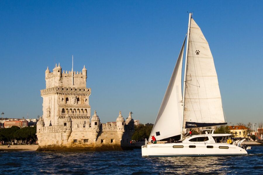 Lisbon: Sunset Cruise With Drinks on Spacious Yacht - At a glance
