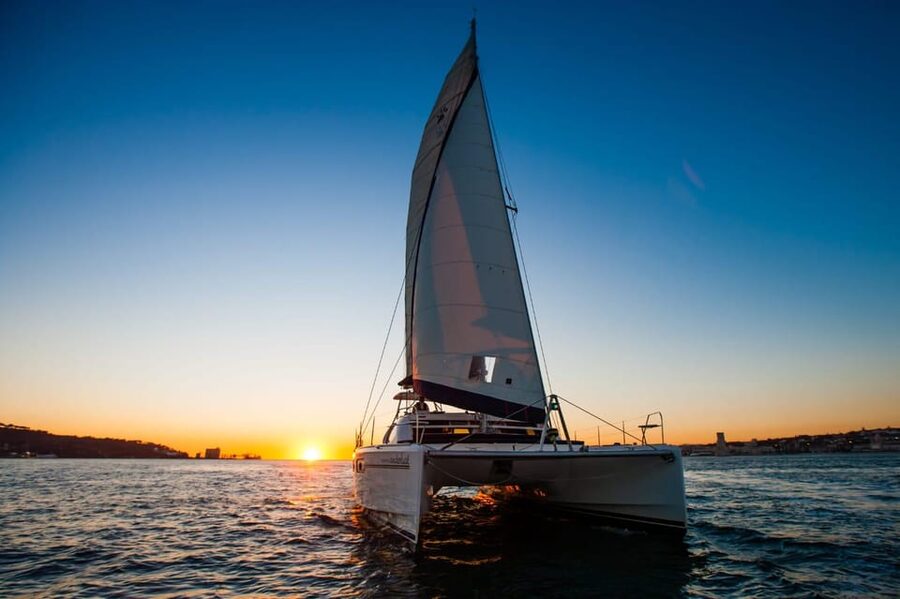 Lisbon: Sunset Cruise With Drinks on Spacious Yacht - Why a Tagus sunset works so well