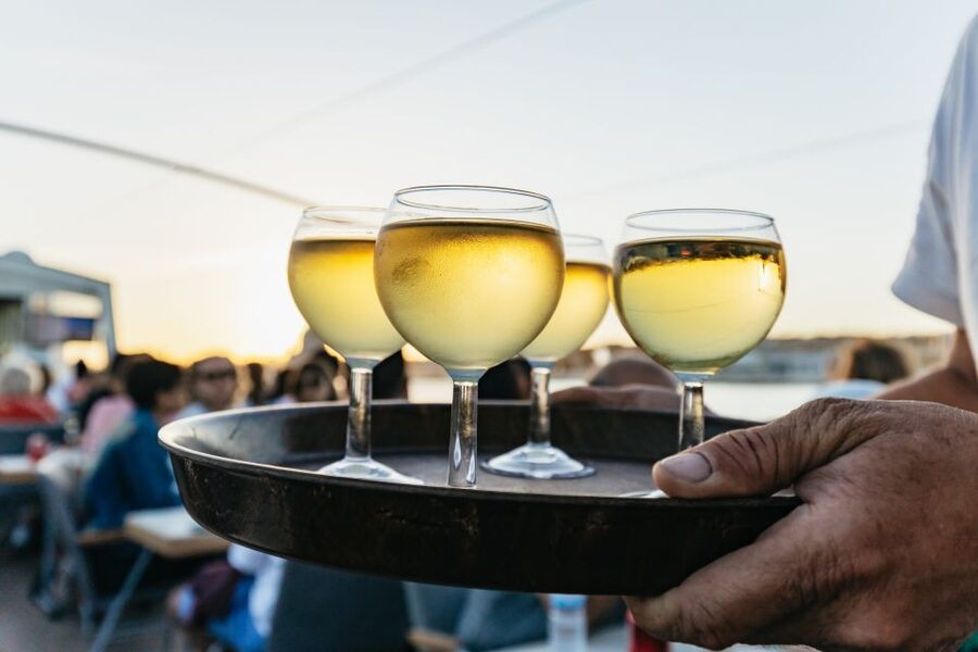 Lisbon: Sunset Cruise with Welcome Drink and Snacks - Who will get the most from this 90-minute outing