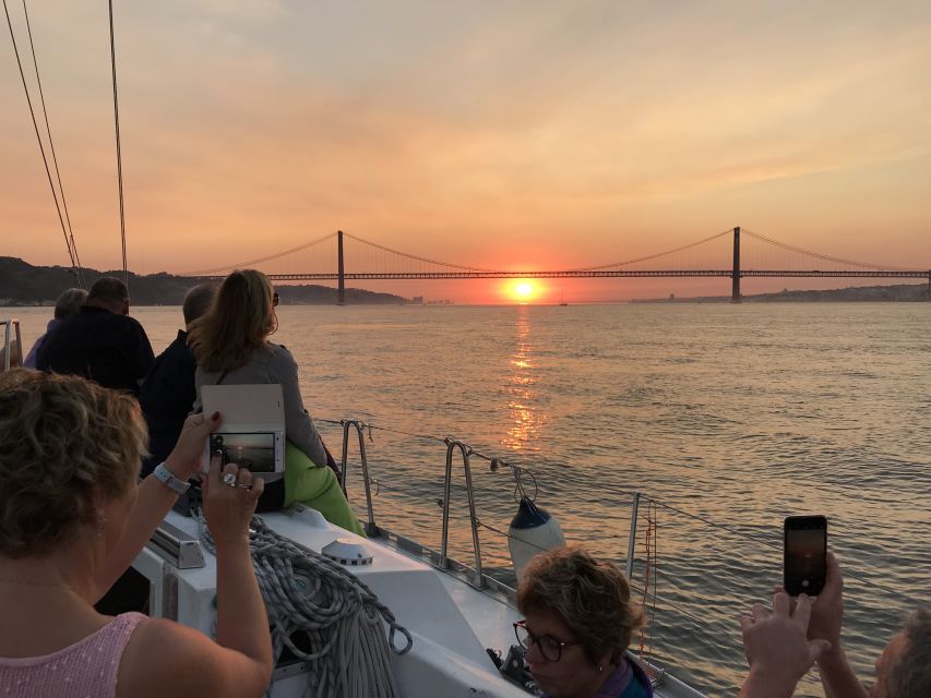 Lisbon: Sunset Sailing Cruise with Wine - Two Hours Along the Lisbon Waterfront