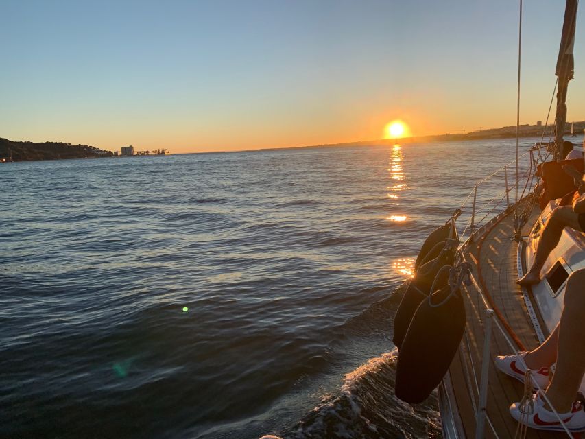Lisbon: Sunset Sailing Cruise with Wine - Wine, Snacks, and the Mood on Board