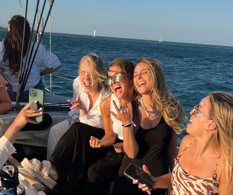 Lisbon: Tagus River Cruise, Morning, Day, Sunset, or Night - Morning, afternoon, sunset, or night