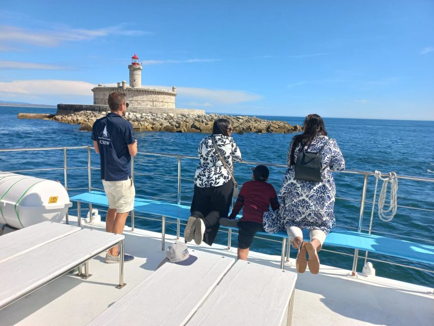 Lisbon: Tagus River Cruise to the Ocean & Dolphin Watching - Atlantic water and the dolphin search