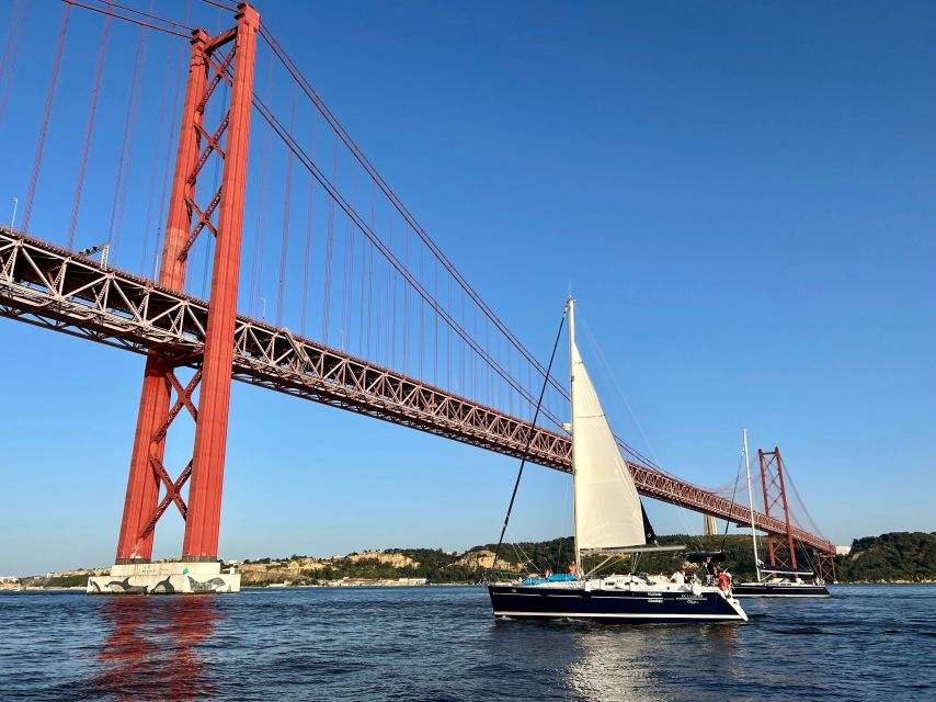 Lisbon: Tagus River Sunset Cruise with Drinks - What the $42 price really buys you
