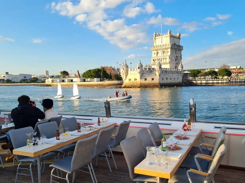 Lisbon: Tejo River Sightseeing Cruise - Monument to the Discoveries and Belém Tower