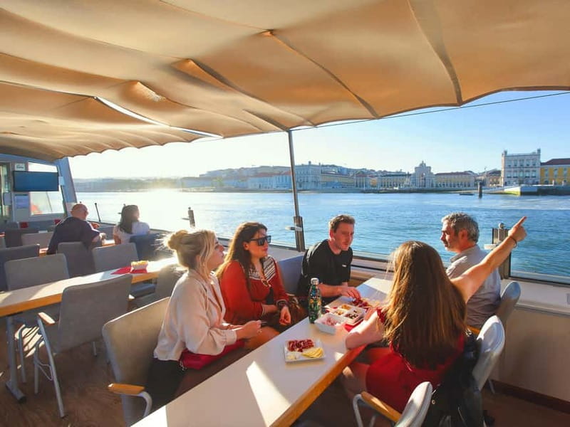 Lisbon: Tejo River Sightseeing Cruise - Turning back toward Christ the King