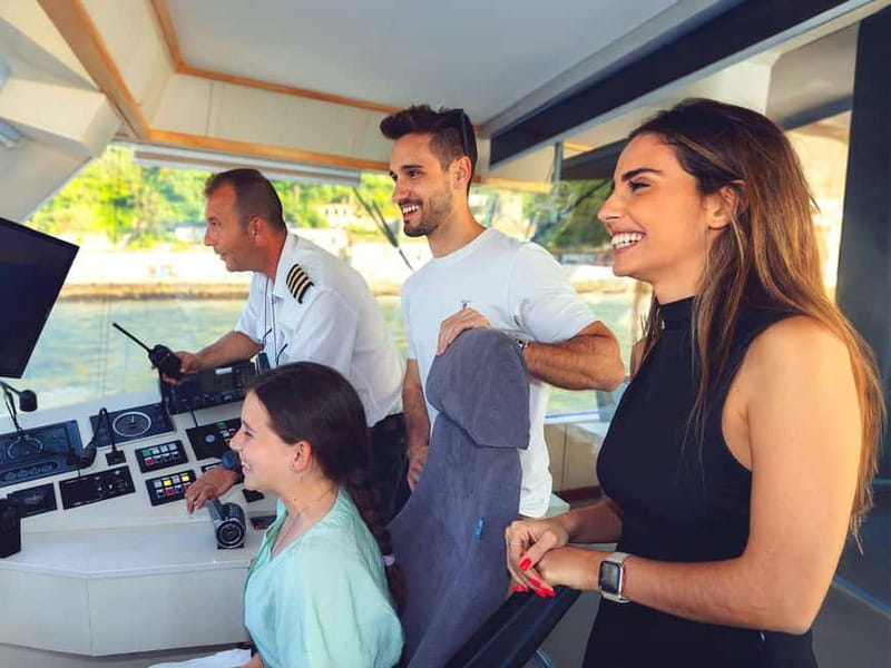 Lisbon: Tejo River Sightseeing Cruise - Dolphins, timing, and the rhythm of the ride