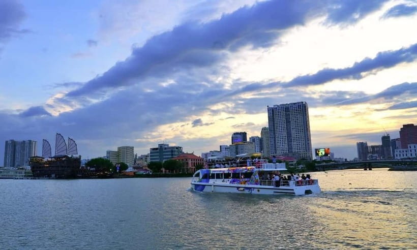Lively Saigon River Sightseeing Cruise + Guided Walking Tour - Bach Dang and the handoff to the pier