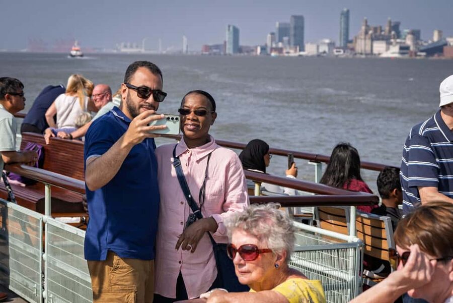 Liverpool: Sightseeing River Cruise on the Mersey River - The Liverpool skyline and cathedral views