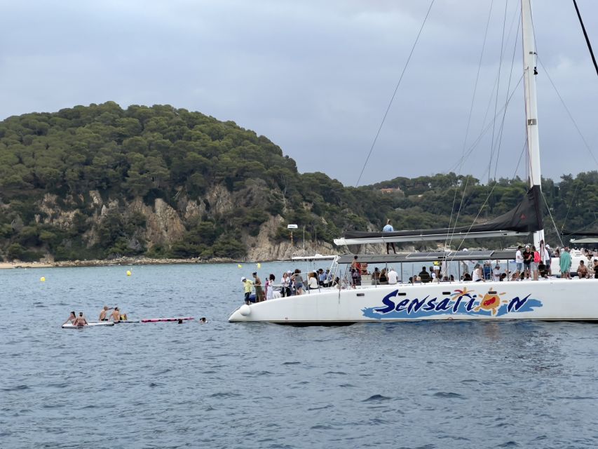 Lloret de Mar: Sunset Catamaran Cruise with DJ and Drinks - Is the sunset view worth prioritizing?
